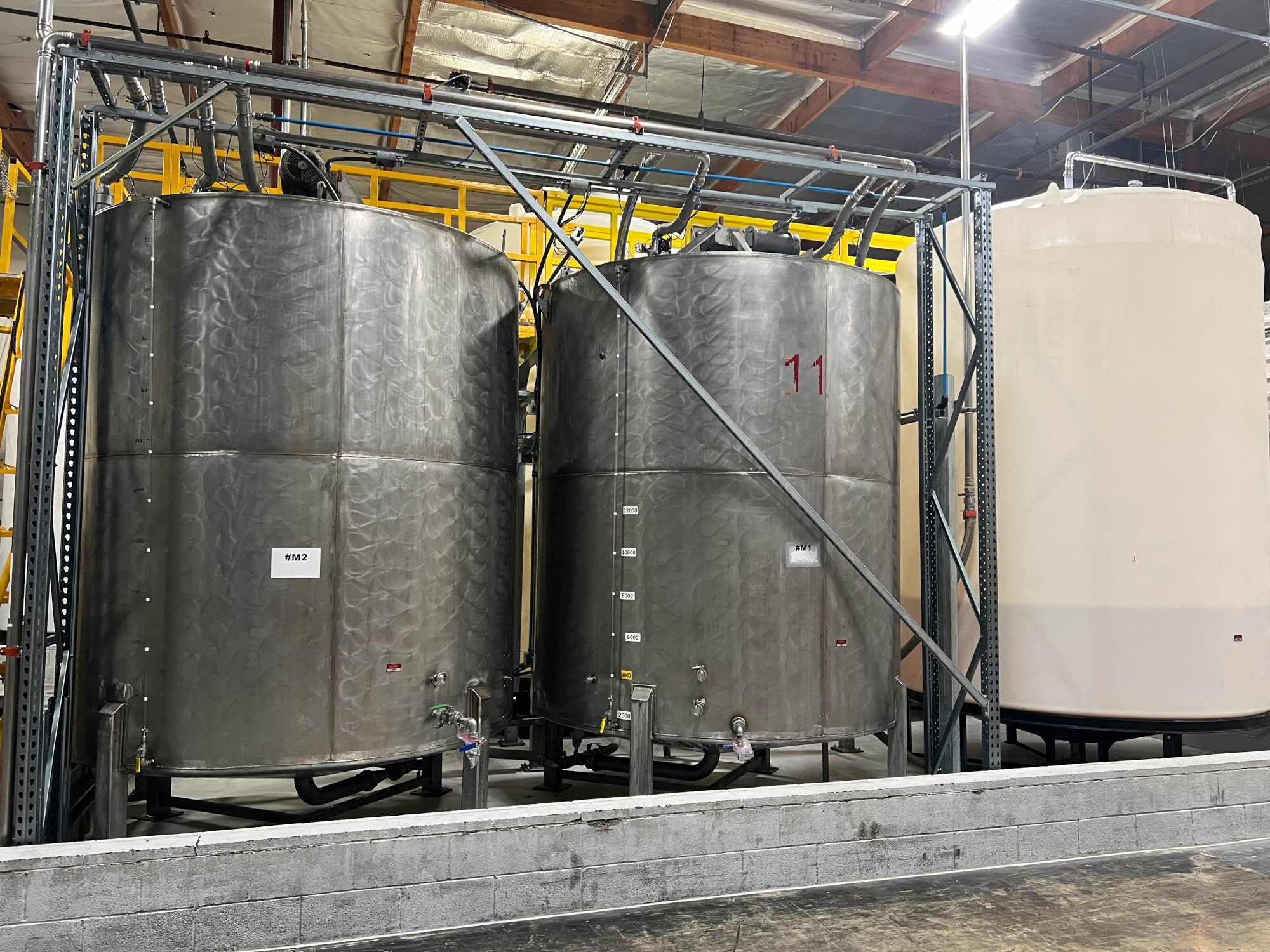 Stainless Steel Tanks for Mixing Cooking Oils